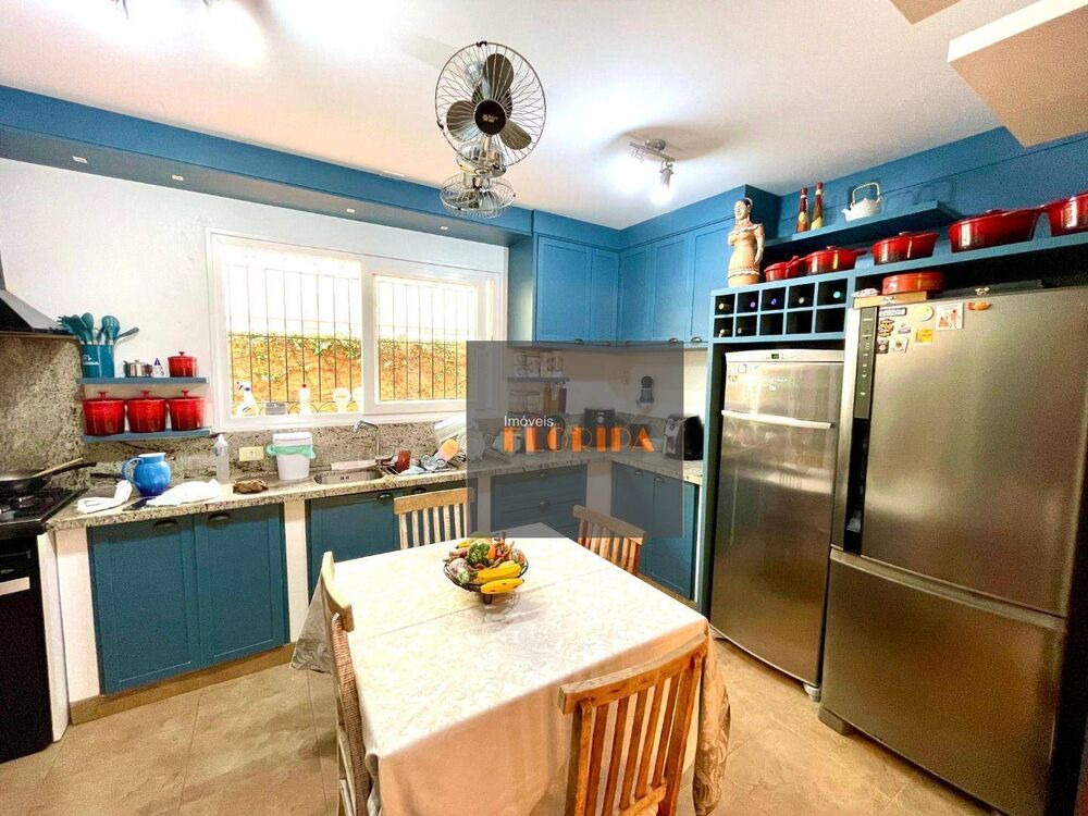 Casa, 3 quartos, 289 m² - Foto 2