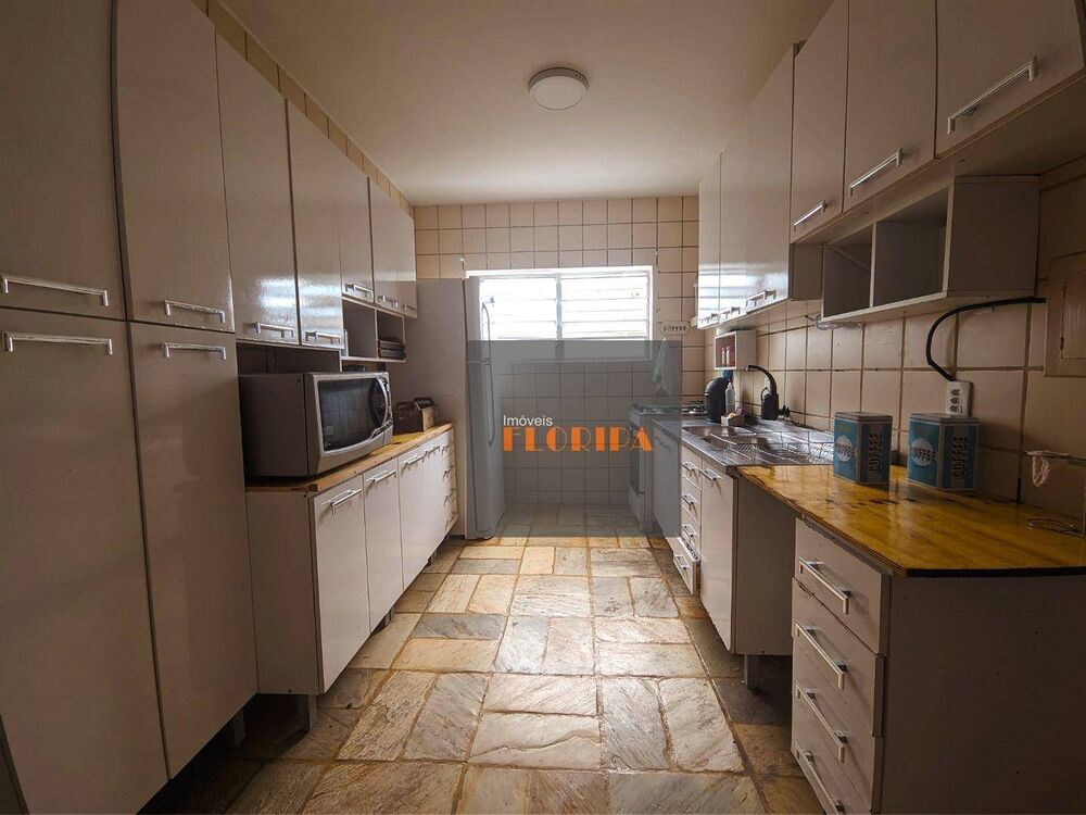 Casa à venda com 3 quartos, 90m² - Foto 4