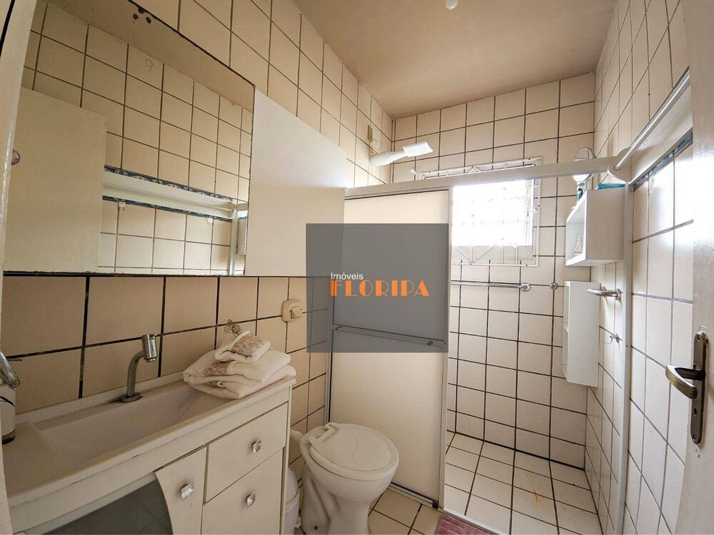 Casa à venda com 3 quartos, 90m² - Foto 8