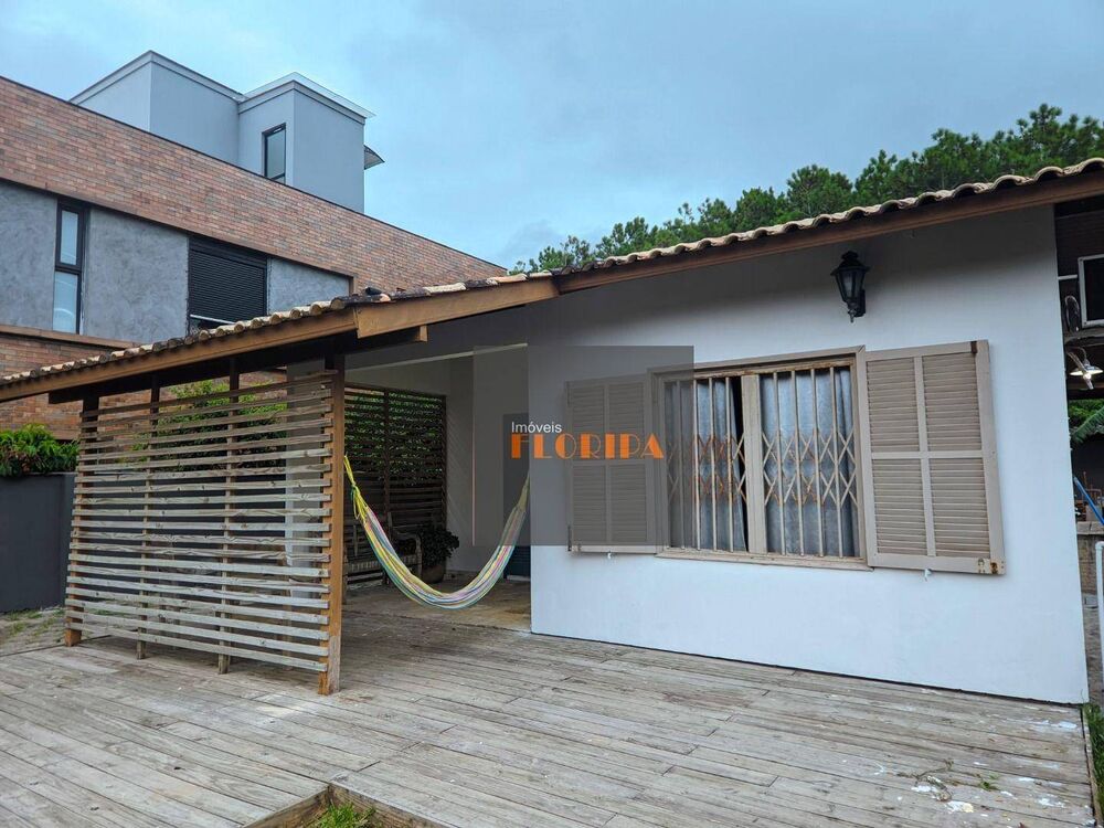 Casa à venda com 3 quartos, 90m² - Foto 13