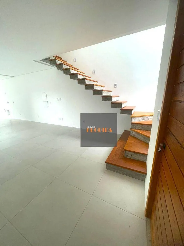 Casa, 3 quartos, 127 m² - Foto 4