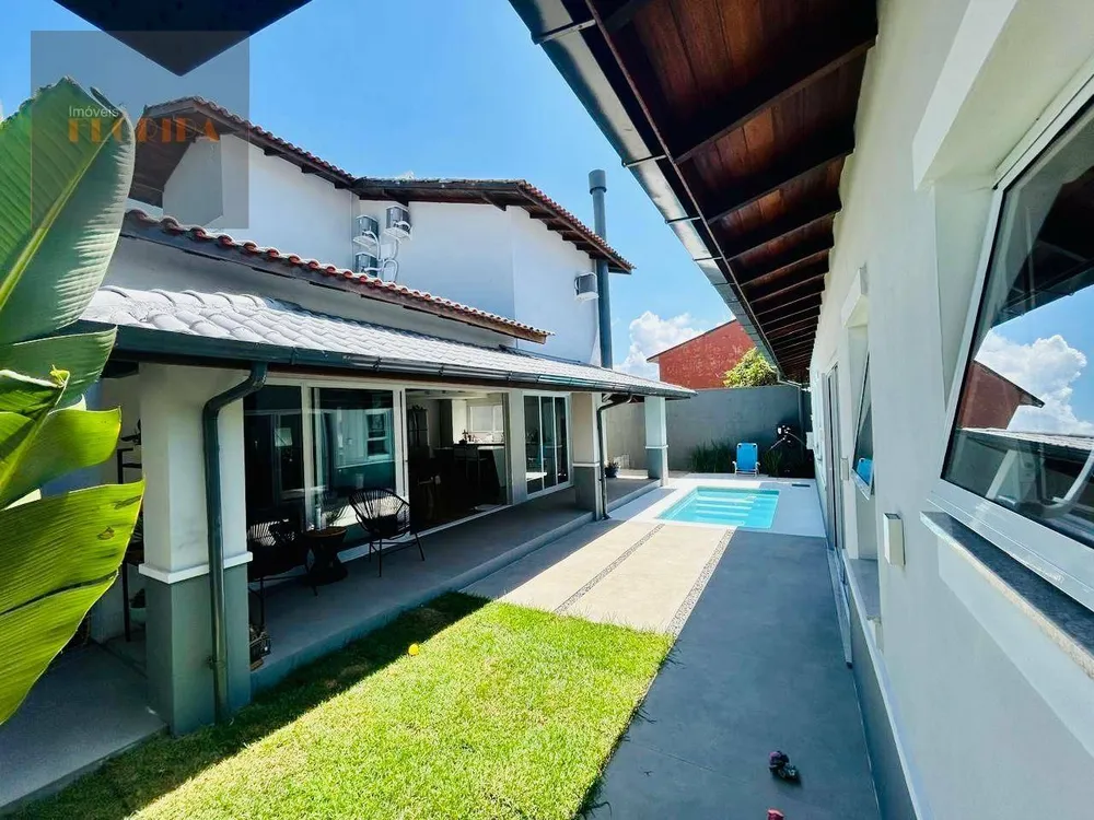 Casa, 5 quartos, 234 m² - Foto 14