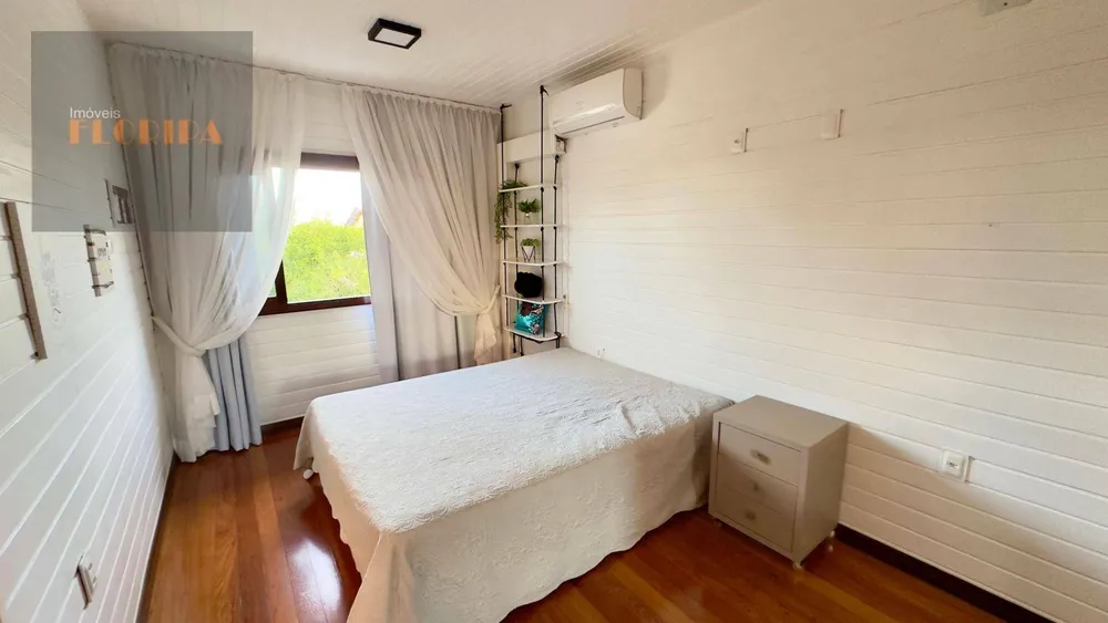 Casa, 3 quartos, 265 m² - Foto 12
