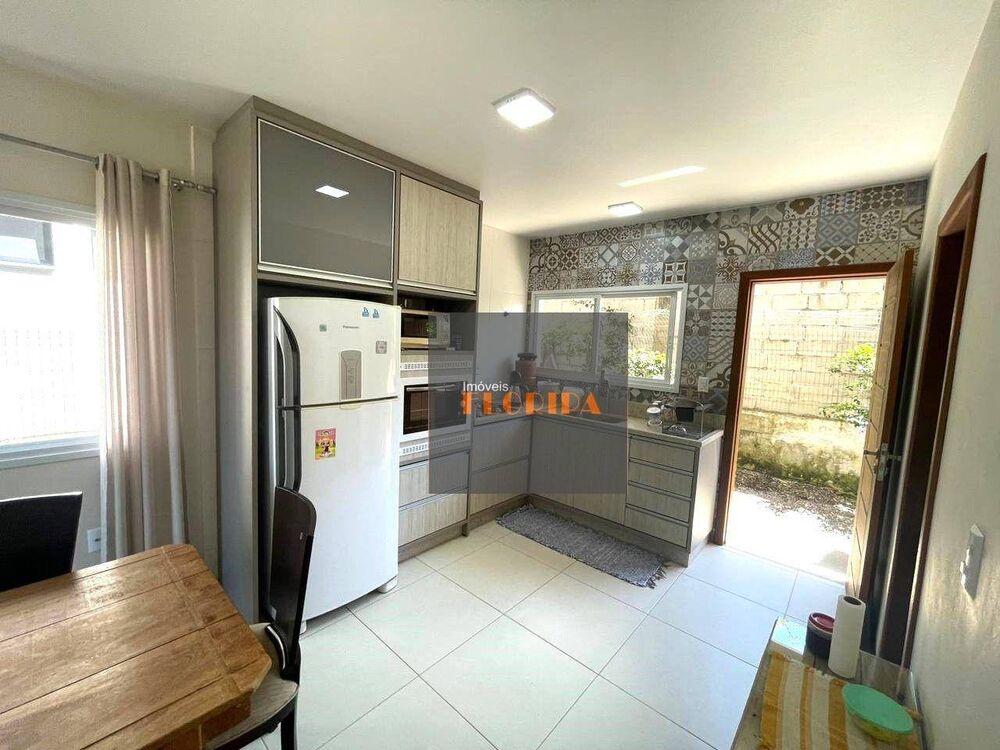 Casa, 4 quartos - Foto 1