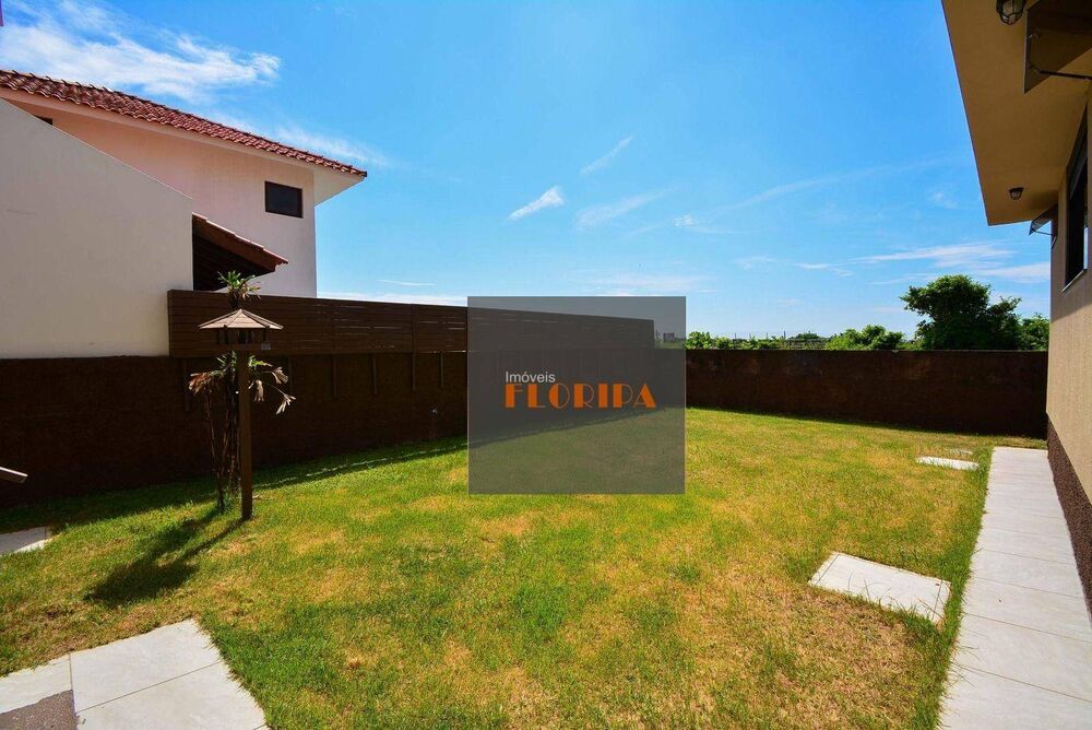 Casa de Condomínio à venda com 4 quartos, 360m² - Foto 9