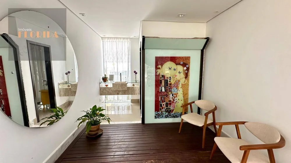 Casa, 4 quartos, 318 m² - Foto 2