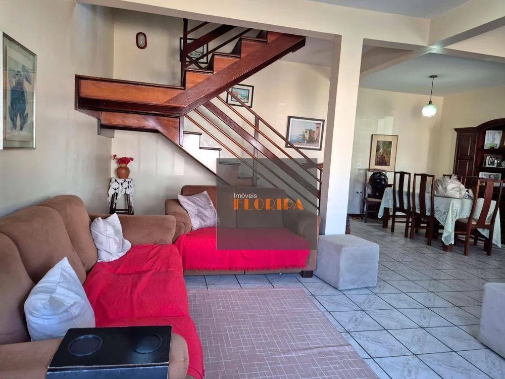 Casa, 4 quartos, 217 m² - Foto 8