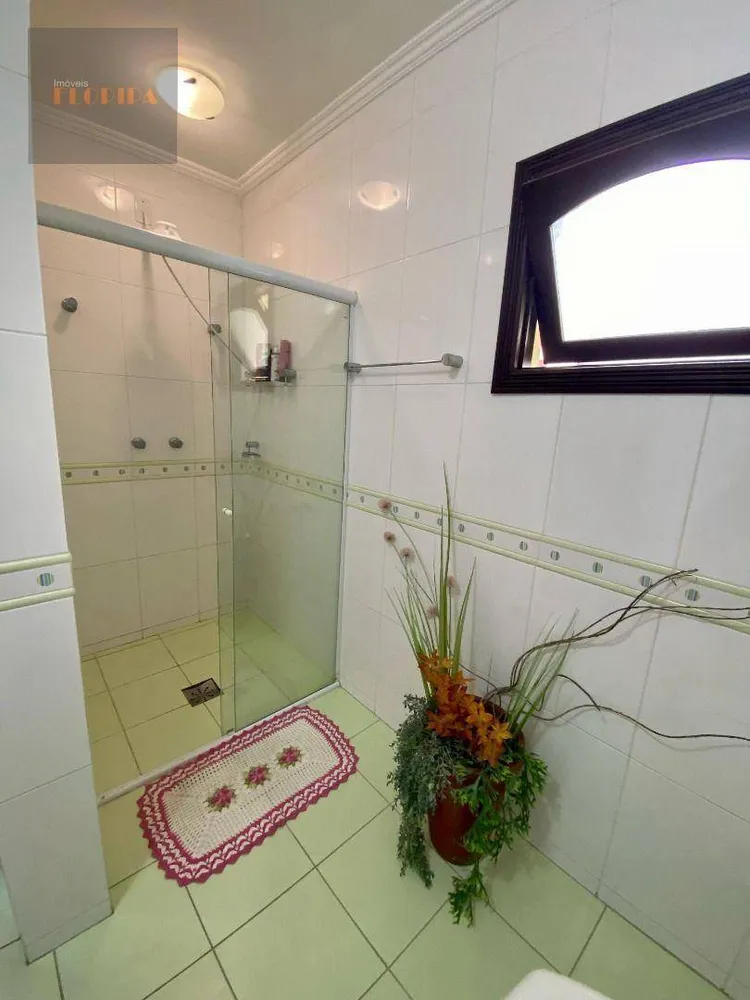Casa, 3 quartos, 219 m² - Foto 10