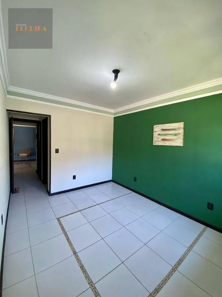 Casa, 3 quartos, 219 m² - Foto 6