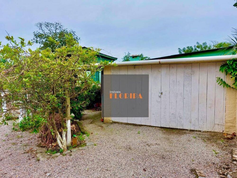 Casa à venda com 2 quartos, 200m² - Foto 8