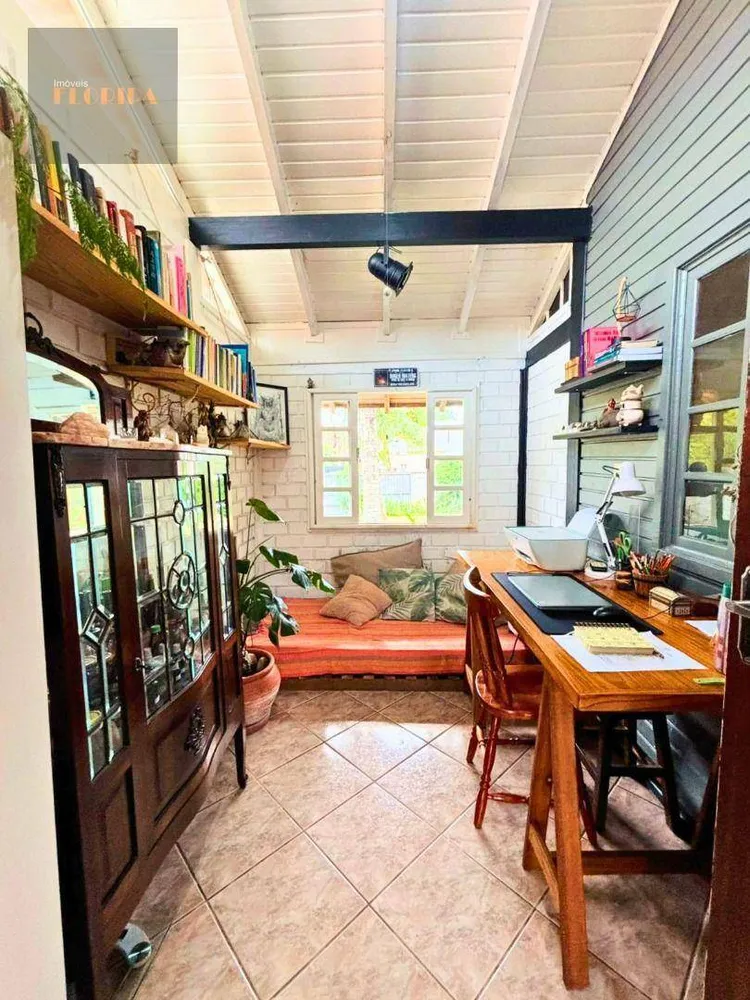 Casa, 5 quartos, 150 m² - Foto 2