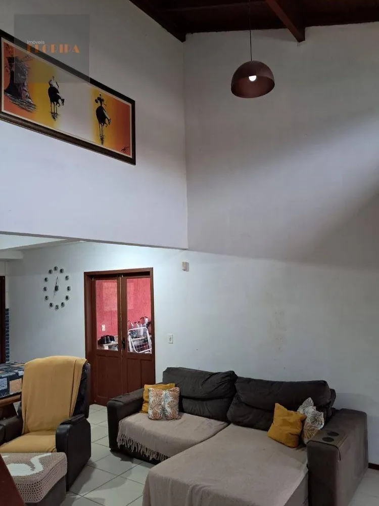 Casa, 3 quartos, 134 m² - Foto 4