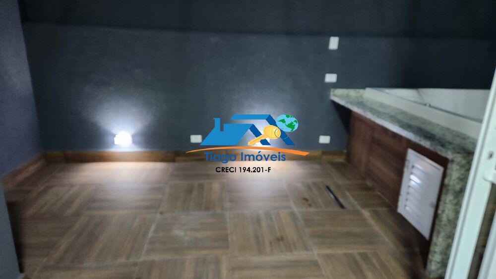Casa à venda com 3 quartos, 150m² - Foto 2