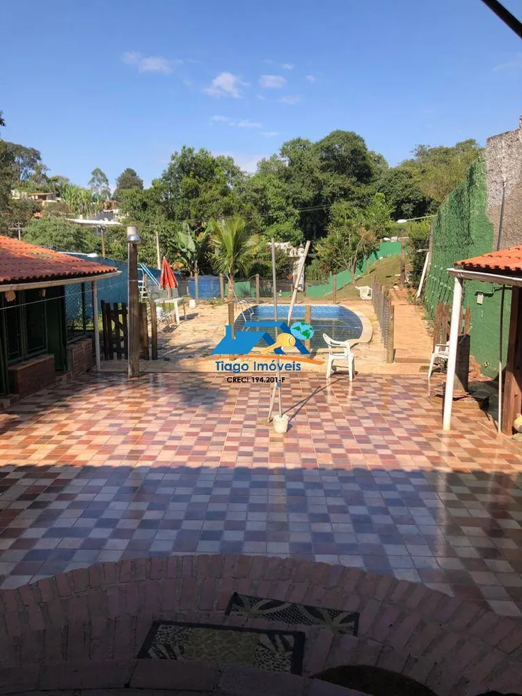 Chácara, 3 quartos, 2900 m² - Foto 1