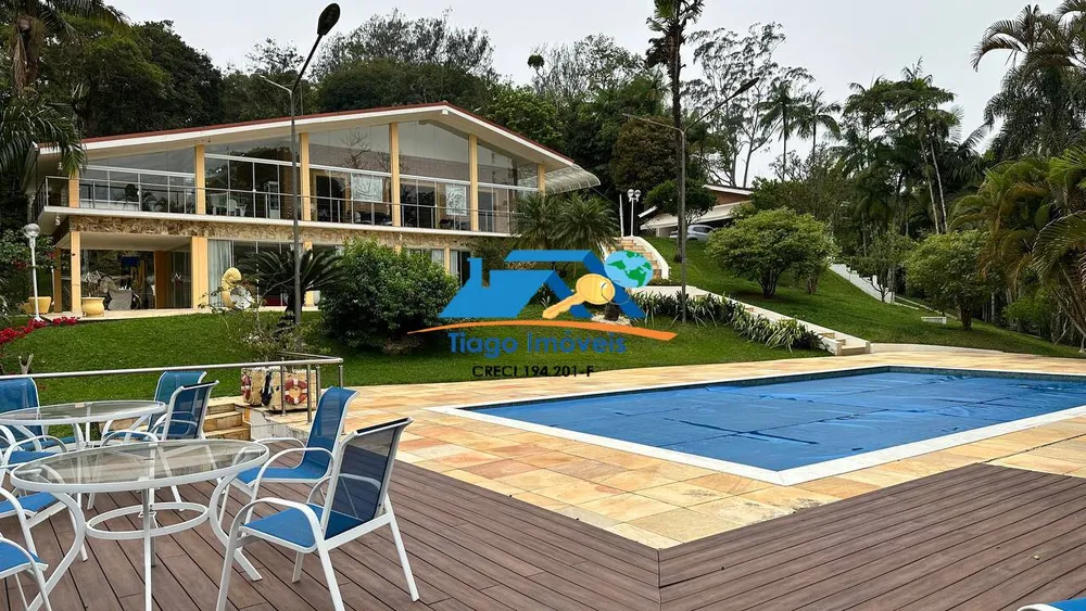 Chácara, 5 quartos, 8810 m² - Foto 1