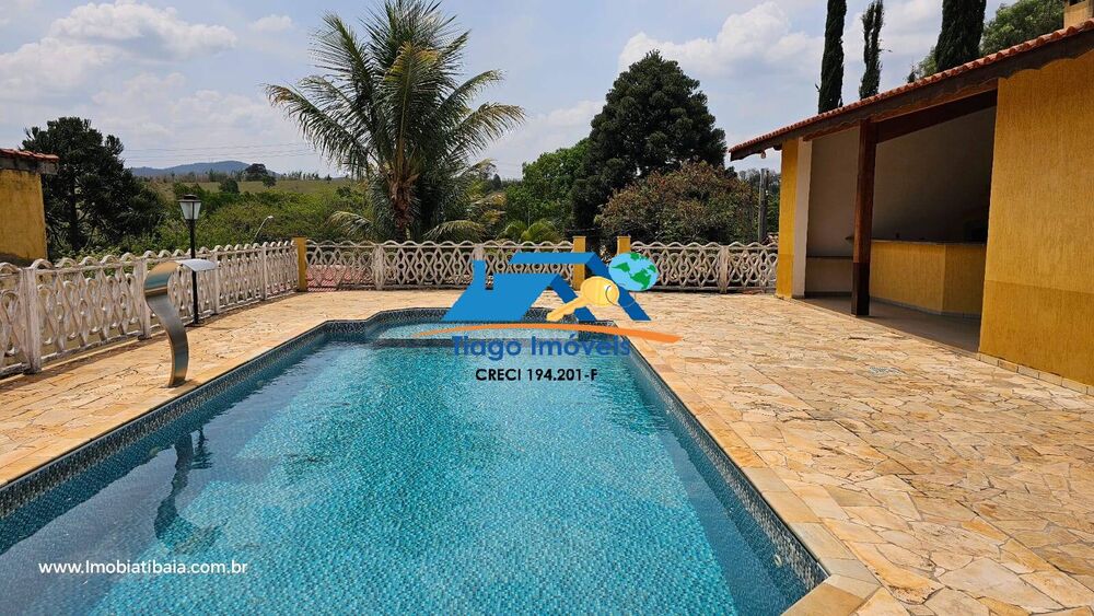 Casa à venda com 4 quartos, 1000m² - Foto 1