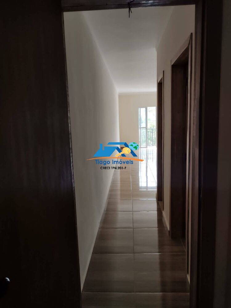 Casa à venda com 1 quarto, 60m² - Foto 2