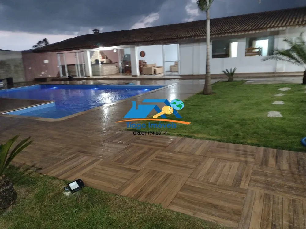 Casa, 2 quartos, 200 m² - Foto 1
