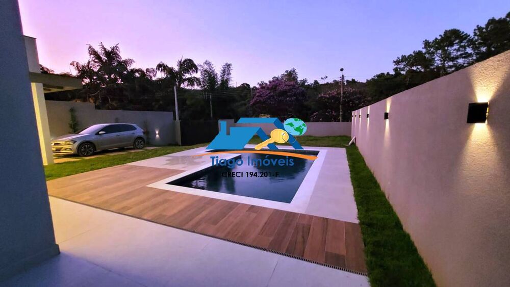 Casa à venda com 3 quartos, 420m² - Foto 2