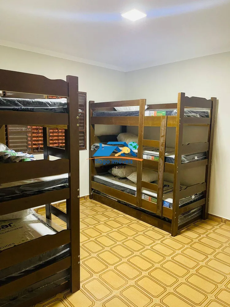 Chácara, 4 quartos, 1468 m² - Foto 2