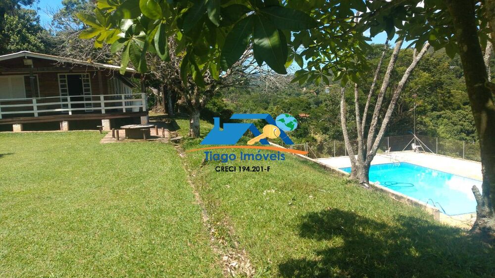 Chácara à venda com 4 quartos, 5000m² - Foto 1