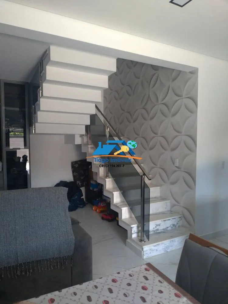 Casa, 3 quartos, 274 m² - Foto 2