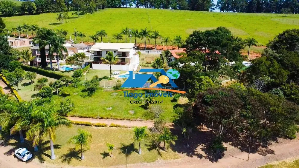 Chácara, 4 quartos, 1128 m² - Foto 1