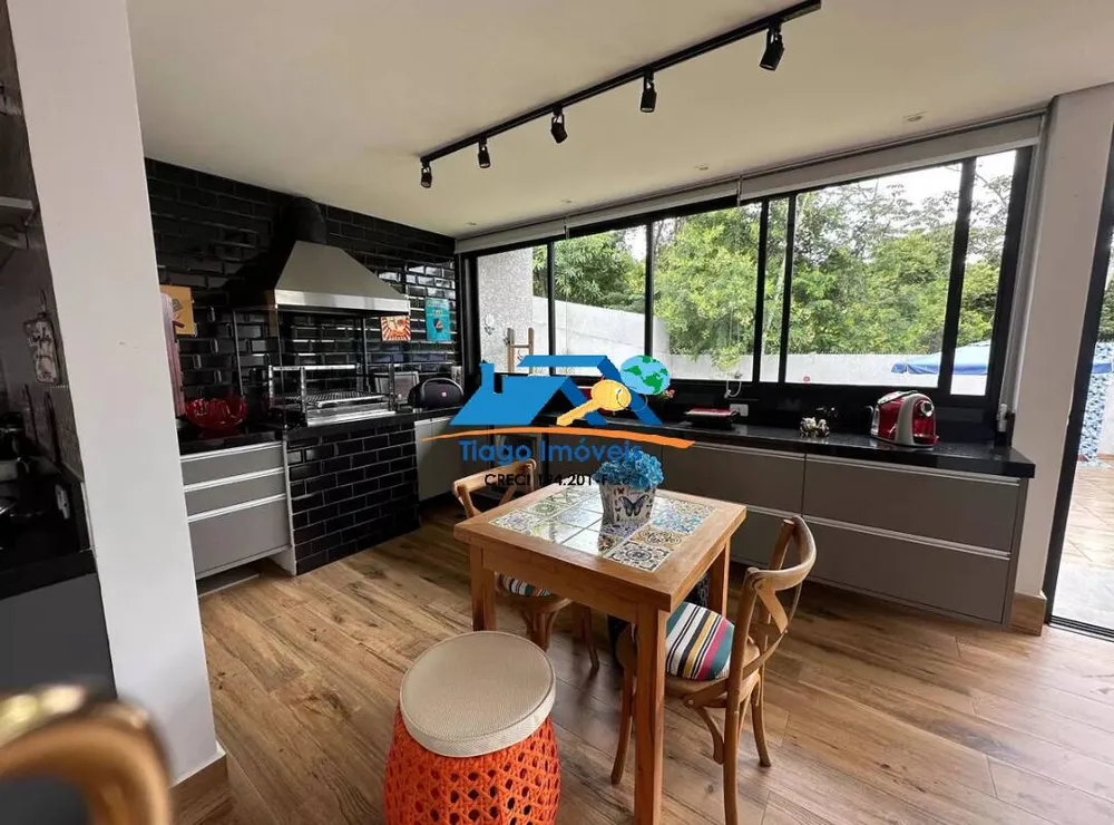 Casa, 3 quartos, 400 m² - Foto 1