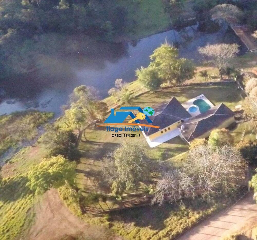 Chácara à venda com 4 quartos, 10000m² - Foto 1