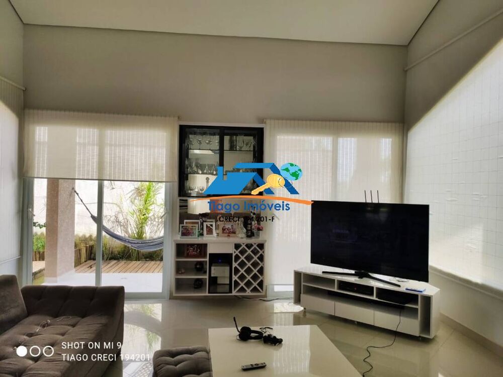 Casa de Condomínio à venda com 3 quartos, 680m² - Foto 2
