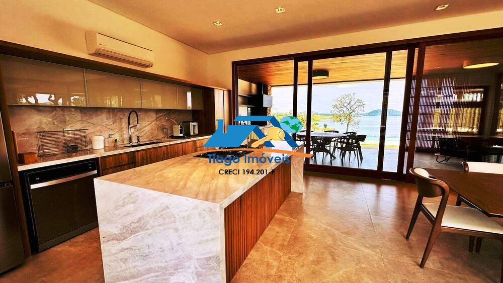 Casa à venda com 4 quartos, 24000m² - Foto 1