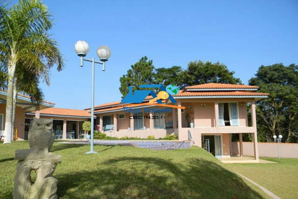 Chácara, 8 quartos, 1700 m² - Foto 2