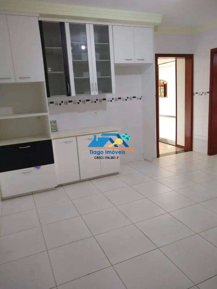 Chácara, 3 quartos, 2384 m² - Foto 12
