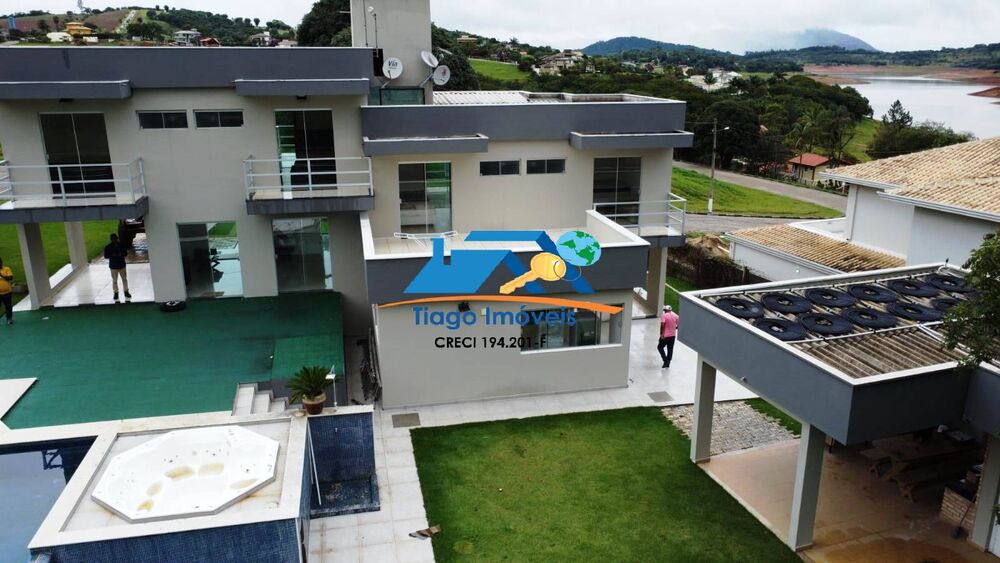 Chácara à venda com 4 quartos, 1558m² - Foto 1