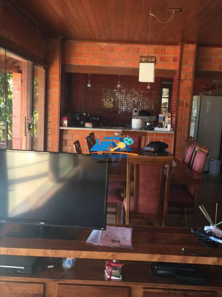 Sítio à venda com 4 quartos, 2200m² - Foto 2