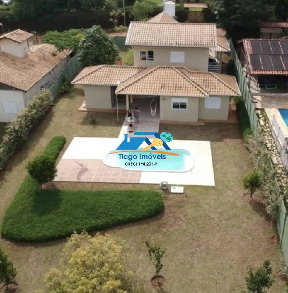 Casa, 3 quartos, 1000 m² - Foto 2