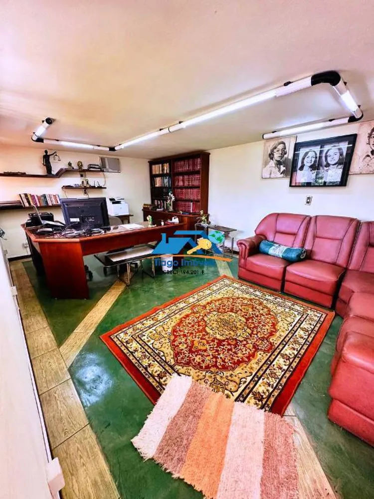 Chácara, 5 quartos, 4500 m² - Foto 1