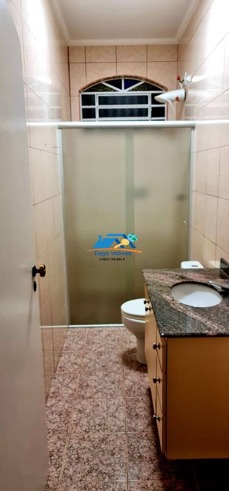 Casa à venda com 3 quartos, 800m² - Foto 4
