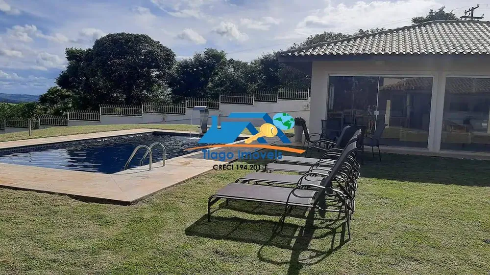 Casa, 2 quartos, 21000 m² - Foto 1