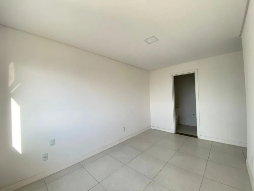 Apartamento, 2 quartos, 64 m² - Foto 2