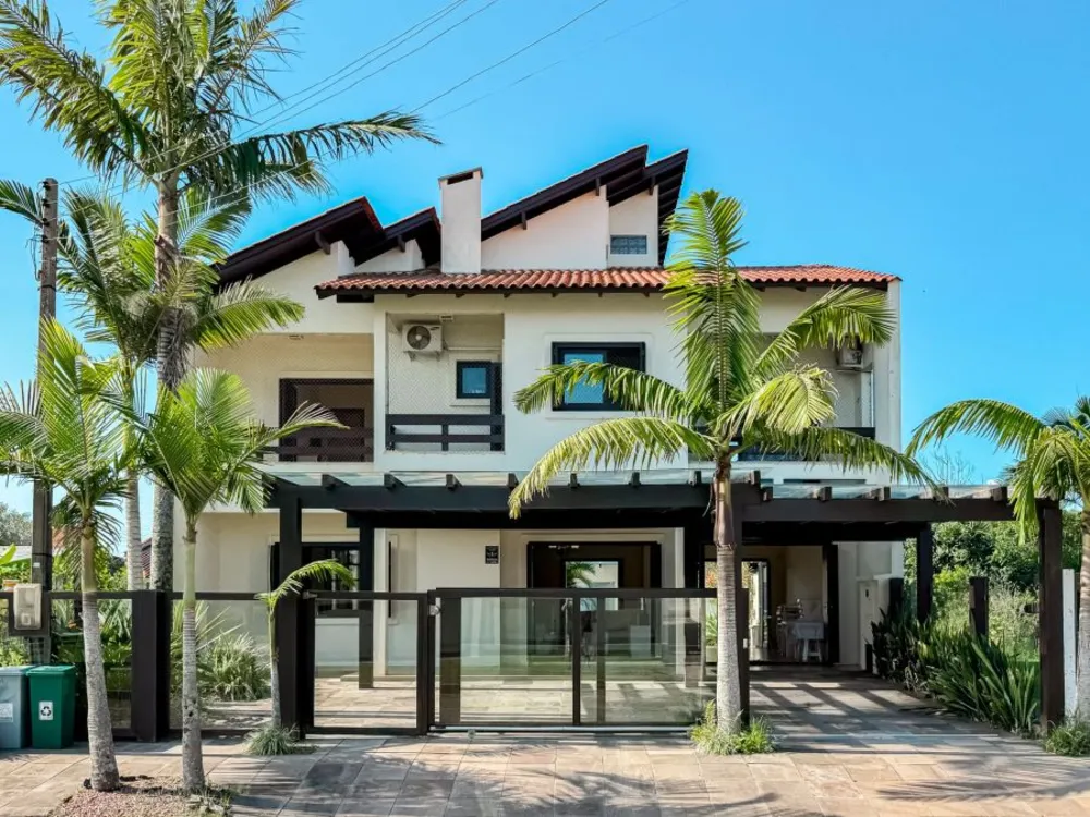 Casa, 4 quartos, 260 m² - Foto 1
