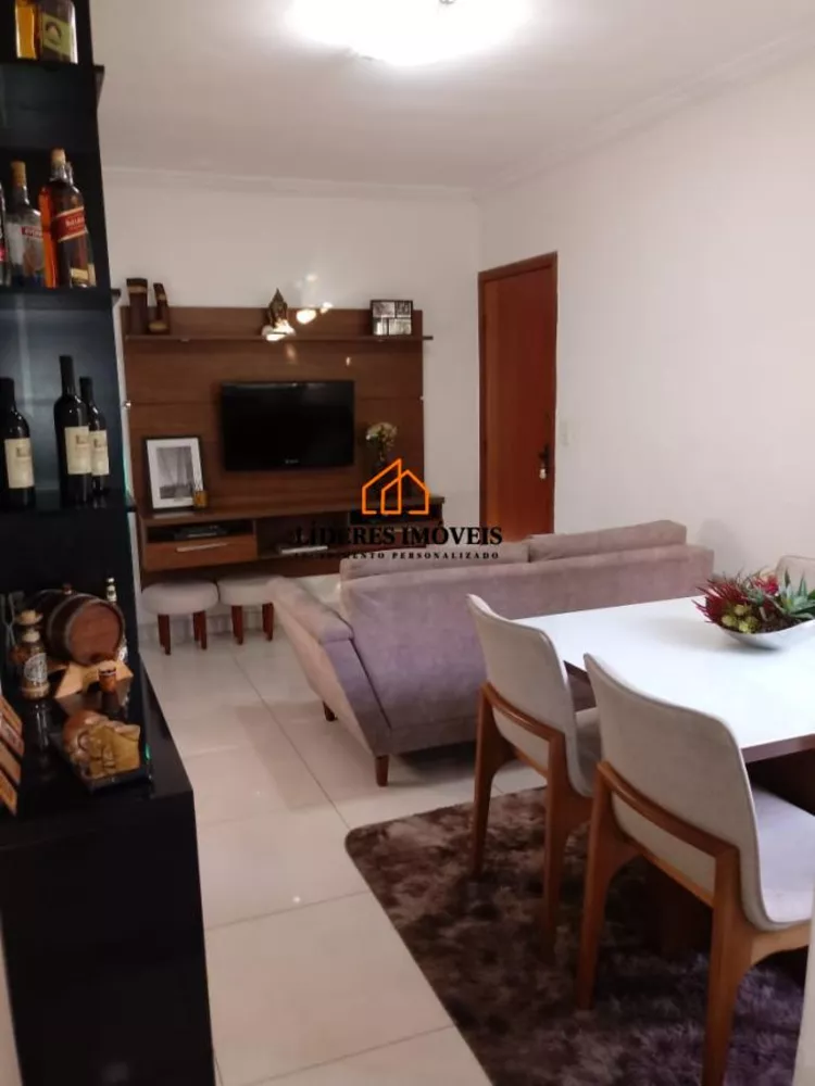 Apartamento à venda com 3 quartos, 92m² - Foto 1