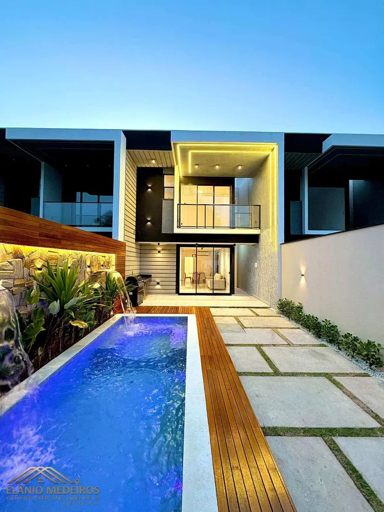 Sobrado, 4 quartos, 134 m² - Foto 1