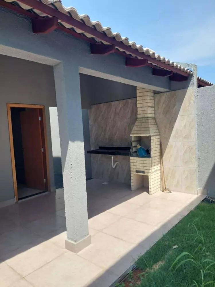 Casa à venda com 2 quartos, 100m² - Foto 3