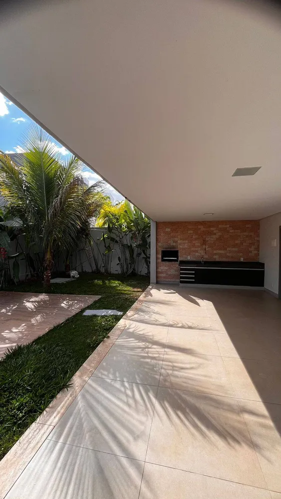 Sobrado, 4 quartos, 404 m² - Foto 1