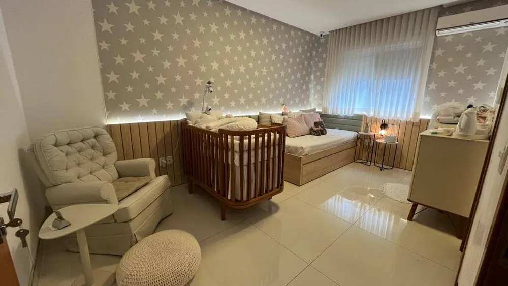 Casa, 3 quartos, 255 m² - Foto 1