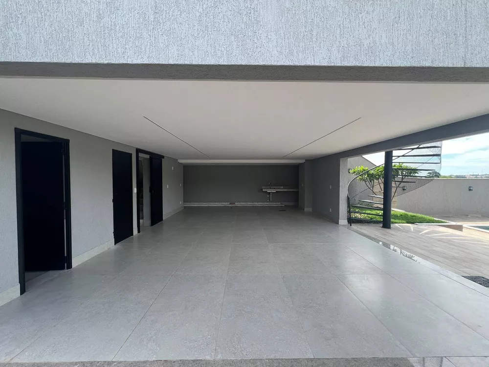 Casa à venda com 3 quartos, 254m² - Foto 4