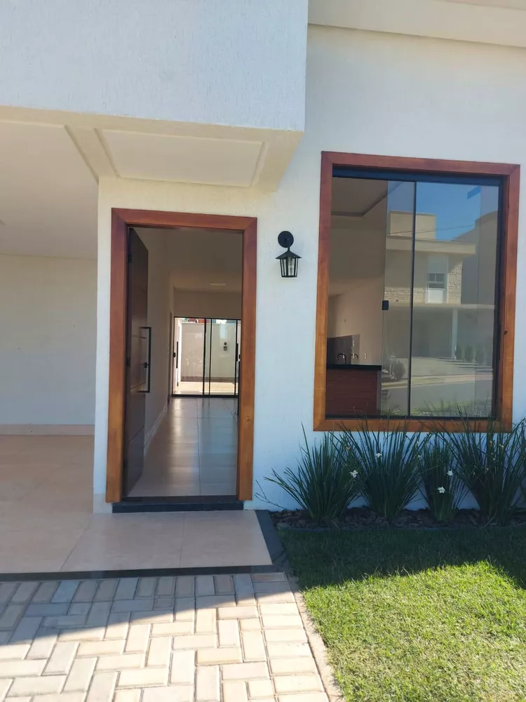 Casa à venda com 3 quartos, 135m² - Foto 4