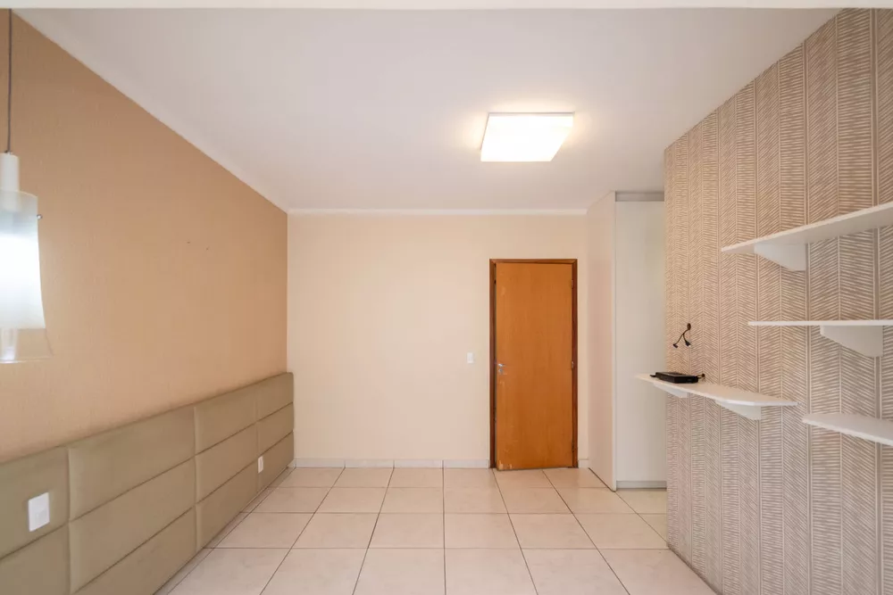 Casa à venda com 4 quartos, 197m² - Foto 9