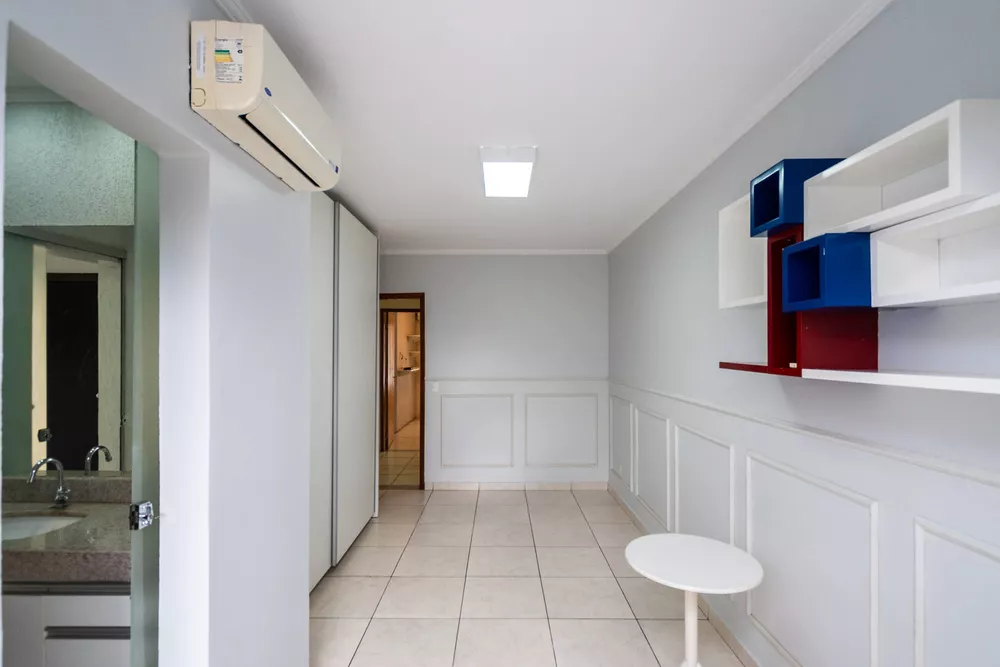 Casa à venda com 4 quartos, 197m² - Foto 11